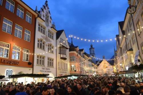 Feldkircher Blosengelmarkt – vorweihnachtlicher Treffpunkt in der Montfortstadt am 22. und 23. November 2013. FOTO: stadt feldkirch