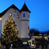 Es weihnachtet beim Götzner Jonas-Schlössle