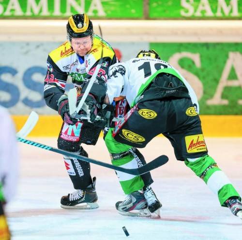 Heute gibt es kein direktes, aber dafür ein Fernduell um die Tabellenpositionen: Feldkirchs Martin Tomasek und Lustenaus Emil Lahti. Foto: SPF-PR