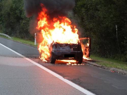 In den vergangenen Wochen kam es in Vorarlberg und Umgebung zu einer Häufung von Autobränden. foto: kapo