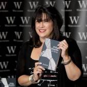 E. L. James mit neuem Werk