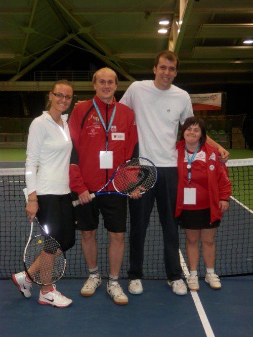 Jürgen Rojko und Nicole Raid mit ihren Betreuern. Foto: Privat
