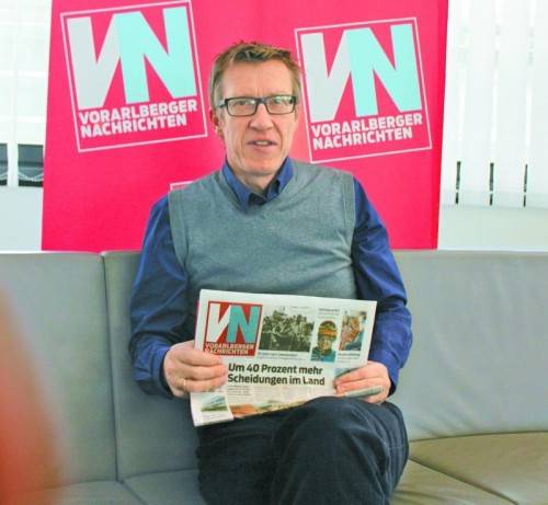 Martin Hagleitner-Huber hat die VN für die Geschäftsstelle der Caritas abonniert. Foto: VN/tag