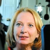 Verkehrsministerin Bures gegen „Ausländer-Maut“ in Deutschland