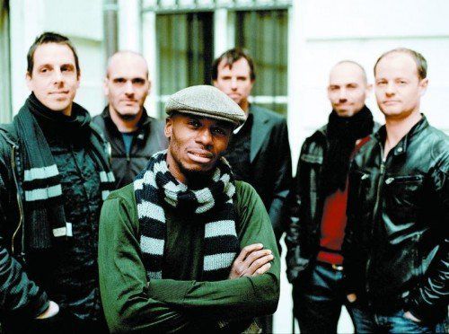 Das Workshopkonzept wird unter der Schirmherrschaft der heimischen Band „Sofa Surfers“ umgesetzt.  Foto: Poolbar