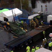 Hubschrauber-Wrack in Glasgow geborgen