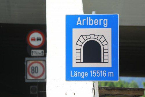 Der Arlbergtunnel war bis 14 Uhr gesperrt.  VN