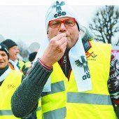 40.000 Beamte pfeifen Regierung aus