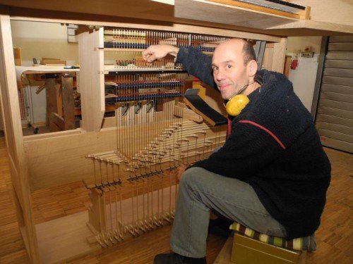 Hans-Jörg Pflüger baut bereits die neue Gisinger Orgel.