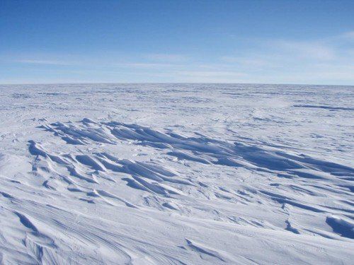 Im Osten der Antarktis: Schnee und Eis so weit das Auge reicht. AP