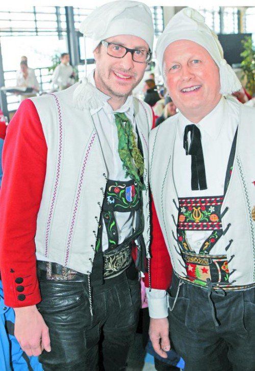 Kapellmeister Marc Gusner (l.) und Heinz Feuerstein. Fotos: ame