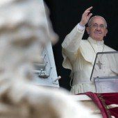 Papst betet für diskriminierte Christen