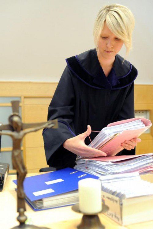 Die junge Richterin Christina Rott trägt ab kommendem Montag eine große Verantwortung. Foto: apa