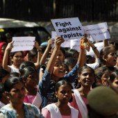Druck von der Straße in Indien zeigte Wirkung