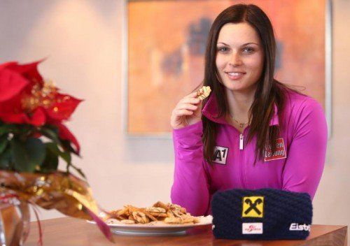 Ziemlich relaxt vor dem Rennen: ÖSV-Lady Anna Fenninger. Fotos: gepa/2