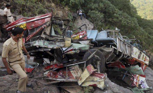 40 Menschen befanden sich an Bord des Busses. FOTO: AP