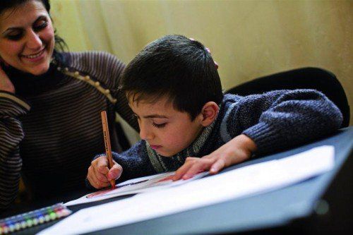 Auch in Armenien ist ein Schulbesuch noch keine Selbstverständlichkeit. Die Caritas leistet Unterstützung. Foto: Caritas
