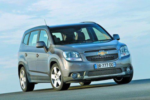 Auf der Kompaktwagen-Plattform des GM-Konzerns steht der bis zu siebensitzige Chevrolet Orlando.