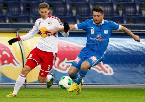 Dario Tadic (r.) steht auf der Lustenauer Wunschliste. Foto: gepa