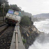 Zugunfall an der Küste Italiens