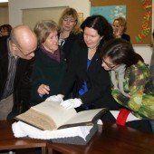 Restaurierte Luther-Bibel präsentiert