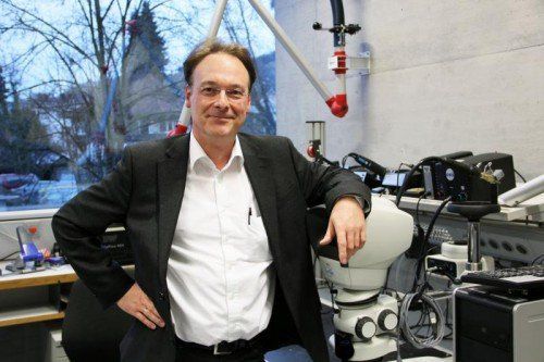 Geiger ist Projektleiter für die Entwicklung des Studienganges, die Aquise und Koordination von Projektpartnern aus der Wirtschaft.  Foto: VN/BEM