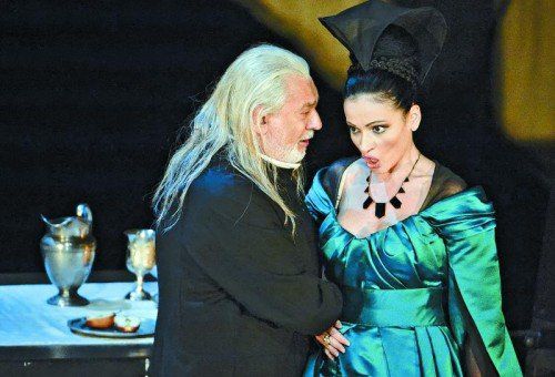 „I due Foscari“ mit Placido Domingo und Davinia Rodriguez im Theater an der Wien. Foto: Theater/Prammer