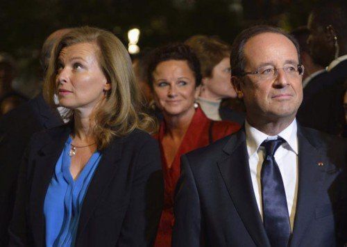 Jetzt ist es offiziell: Frankreichs Präsident Hollande und seine Lebensgefährtin setzten ihren Beziehungsstatus auf getrennt.  Foto: Reuters