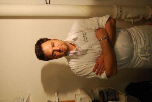Küchenchef Gernot Bischofberger ist bereit: Beim Weltwirtschaftsforum verköstigen er und sein Team 3000 Gäste pro Tag. Foto: privat