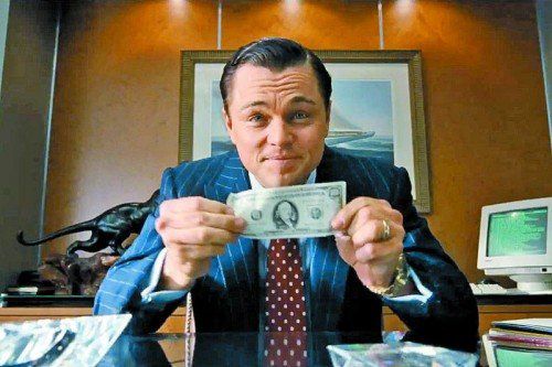Leonardo DiCaprio gibt den Finanzjongleur Jordan Belfort, der in den 1980er- und 1990er-Jahren Millionen scheffelte. Foto: Universal Pictures