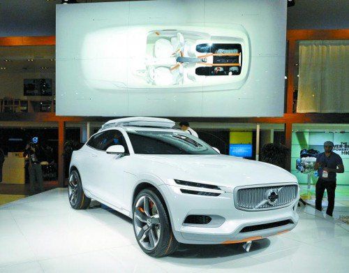 Neue SUV-Optik Volvo zeigt in Detroit mit dem Konzept SC Coupé, wie die zukünftigen XC-Modelle ausschauen sollen. Noch in diesem Jahr soll der neue XC90 auf den Markt kommen.