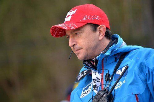 ÖSV-Cheftrainer Alexander Pointner war nach dem Chaos-Springen in Zakopane richtig sauer und kündigte Konsequenzen an. Foto: gepa