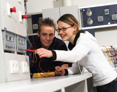Zehn verschiedene Fachbereiche bietet die Polytechnische Schule Bregenz an.