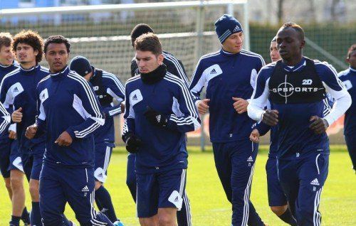 Abschlusstraining der Salzburger, u. a. mit Valentino Lazaro, Jonatan Soriano, Robert Zulj und Sadio Mane (v. l.). Foto: gepa