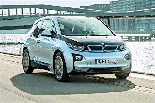 BMW i3: Der erste Großserien-Elektriker hat im Spätherbst 2013 vielversprechend debütiert. FOTO: werk