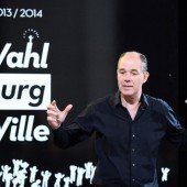 Burgtheater-Chef im Kreuzfeuer der Kritik