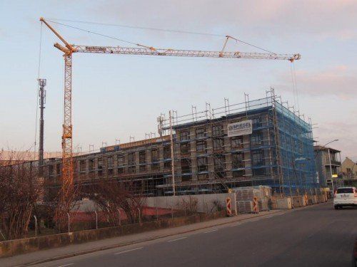 Das Gemeinschaftshaus soll bis Ende 2014 fertig werden.