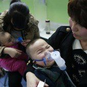 Dichter Smog raubt den Chinesen den Atem