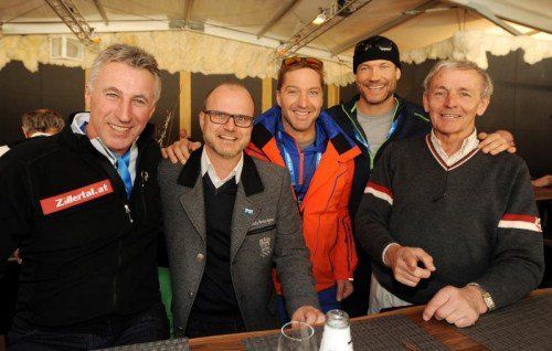 Eine illustre Runde konnte Gerhard Stübe (Zweiter von links) im Austria Tirol Haus begrüßen, von links: Leonhard Stock, Hans Knauss, Armin Assinger und Egon Zimmermann. Foto: ÖOC/Spiess