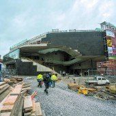 Das neue Montforthaus wird verglast