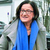 Mikl-Leitner nimmt Reform von Promi-Einbürgerungen in Angriff