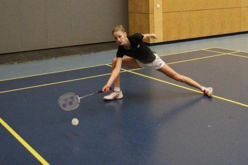Janine Lais holte sich alle drei Goldenen in der U-19-Klasse. schwämmle
