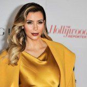 Kim kommt mit zwölfköpfiger Entourage