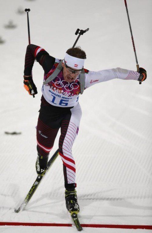 Simon Eder beim Zieleinlauf, am Ende reichte es für Platz vier. epa