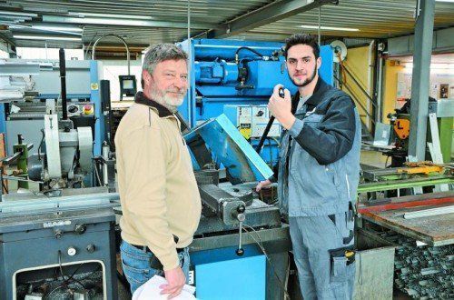 Angehende Klimatechniker lernen bei Ender praxisnahes Arbeiten.