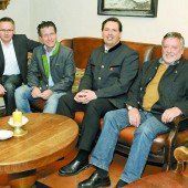 Snow-Polo-Elite gab sich Stelldichein