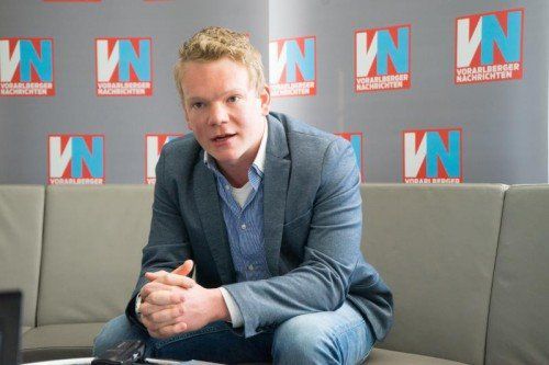 Beim Thema Luxuspensionen stellt es Christof Bitschi „die Haare auch ohne Gel auf“. FOTO: VN/HARTINGER