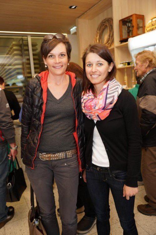 Claudia Gudermann (l.) und Conny Liebschick. Fotos: L. Berchtold