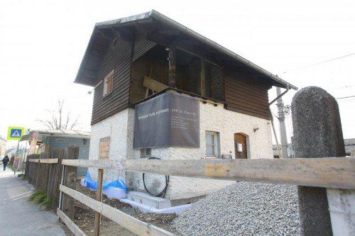 Das Bahnwärterhaus sorgt weiter für Diskussionen.  Foto: Hofmeister