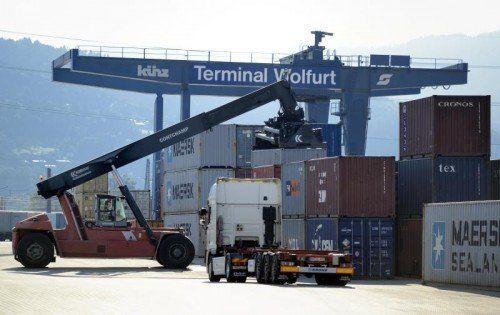 Fehlende Kapazitäten: Der Terminal Wolfurt platzt seit Jahren aus allen Nähten. Foto: VN/Stiplovsek